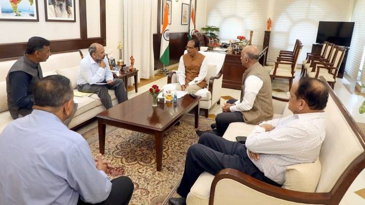 मुख्यमंत्री श्री चौहान से सोमैया ग्रुप के प्रतिनिधियों ने भेंट की